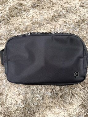 lululemon party om bag black All Night Festival Crossbody Belt 5L All Night Festival Bag 5L